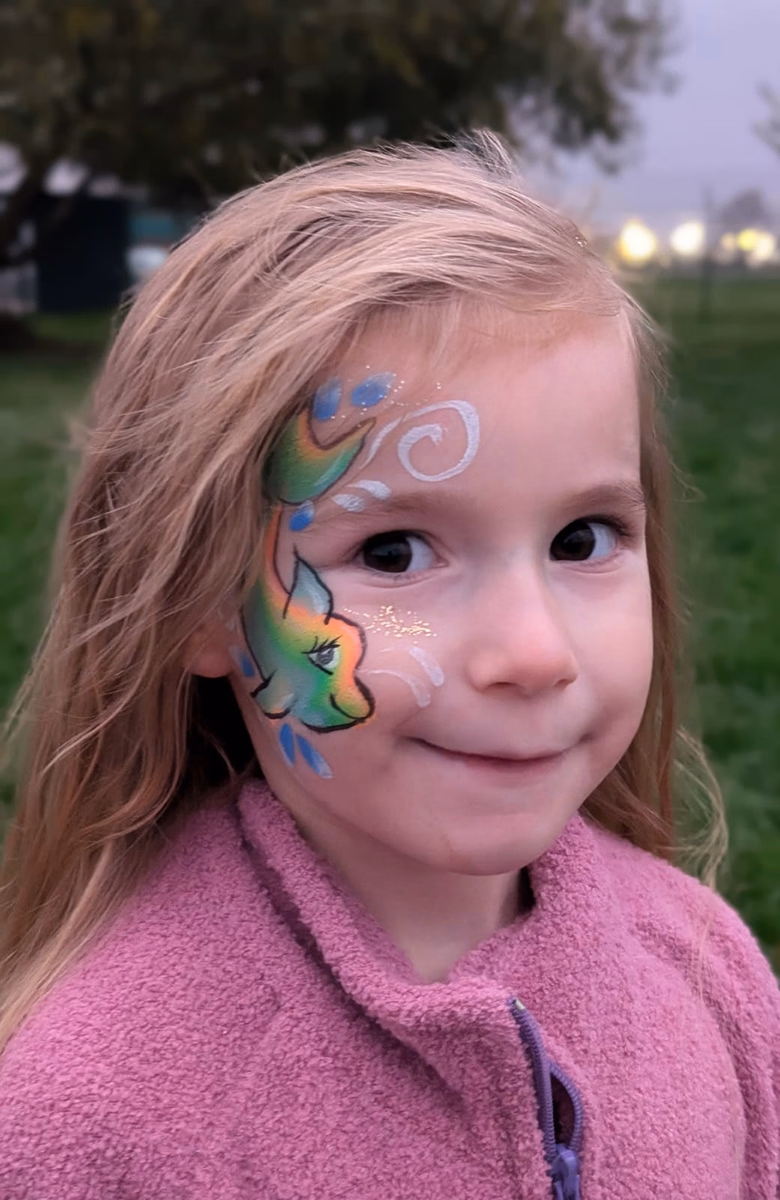 Kinderschminken Delfin Regenbogen